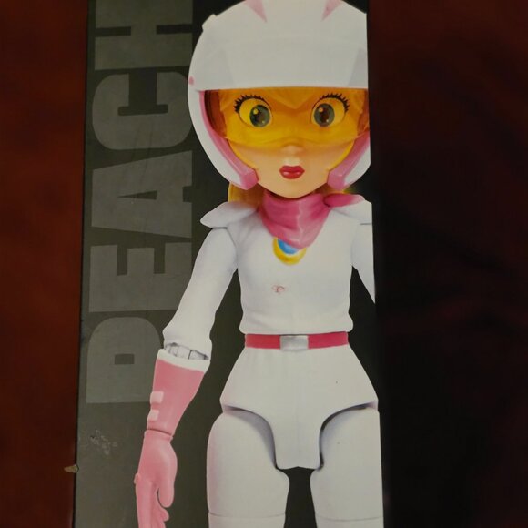Super Mario Brothers Bros Movie 5” Peach Action Figure Toy NINTENDO NEW - Picture 4 of 4